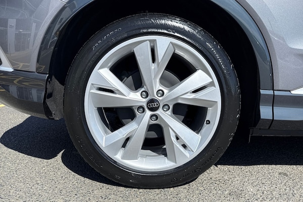 Used Audi Q4 e-tron 2025 for sale - 75819547: Photo 12