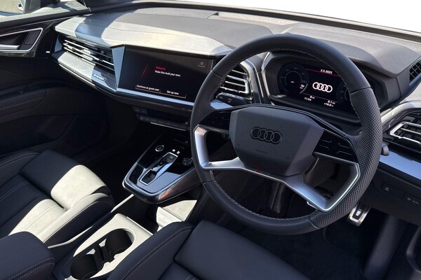 Used Audi Q4 e-tron 2025 for sale - 75819547: Photo 13