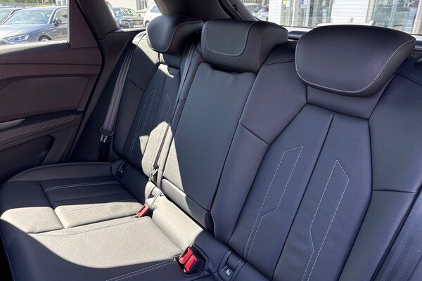 Used Audi Q4 e-tron 2025 for sale - 75819547: Photo 18