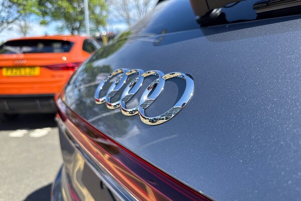 Used Audi Q4 e-tron 2025 for sale - 75819547: Photo 48