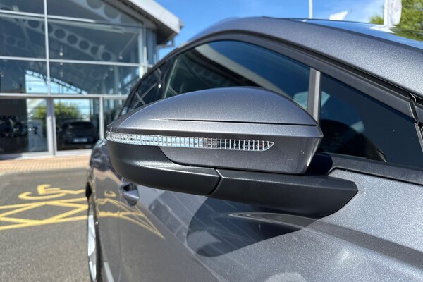 Used Audi Q4 e-tron 2025 for sale - 75819547: Photo 54