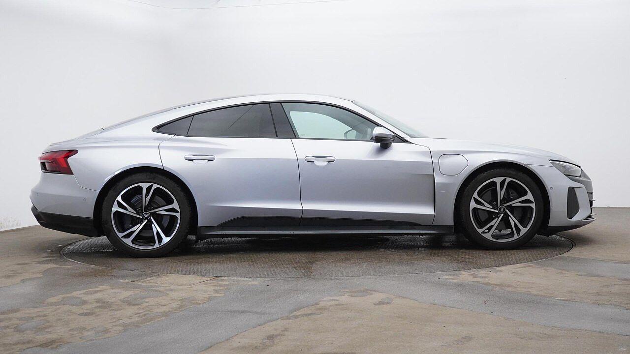 Used Audi e-tron GT 2022 for sale - 77262520: Photo 4