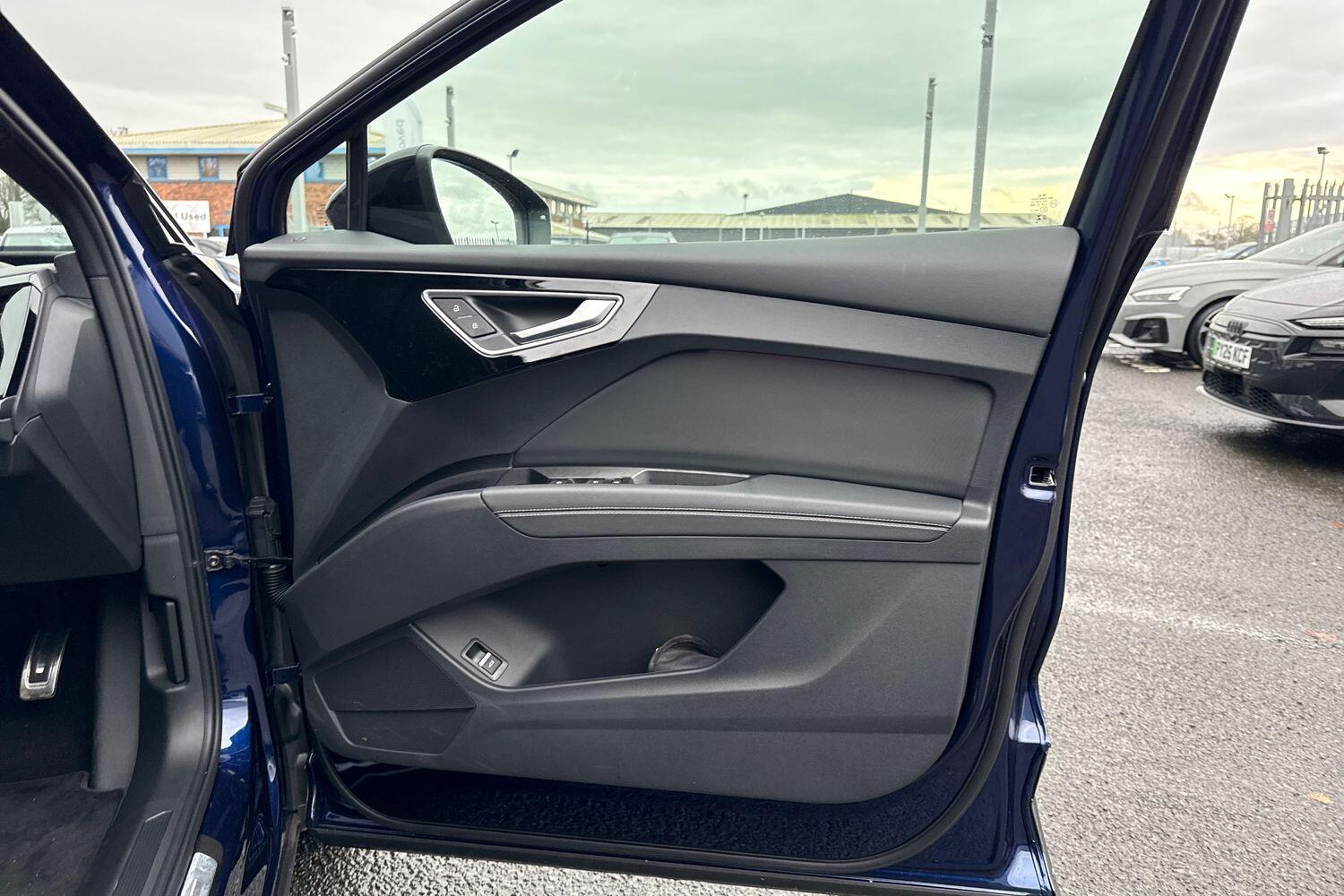 Used Audi Q4 e-tron 2025 for sale - 77095850: Photo 42