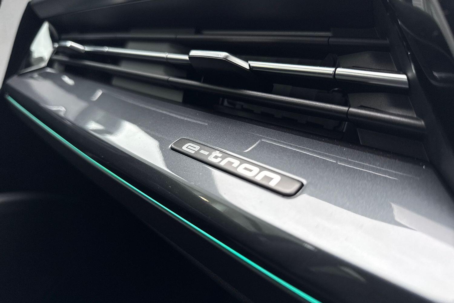 Used Audi Q4 e-tron 2025 for sale - 77095850: Photo 55