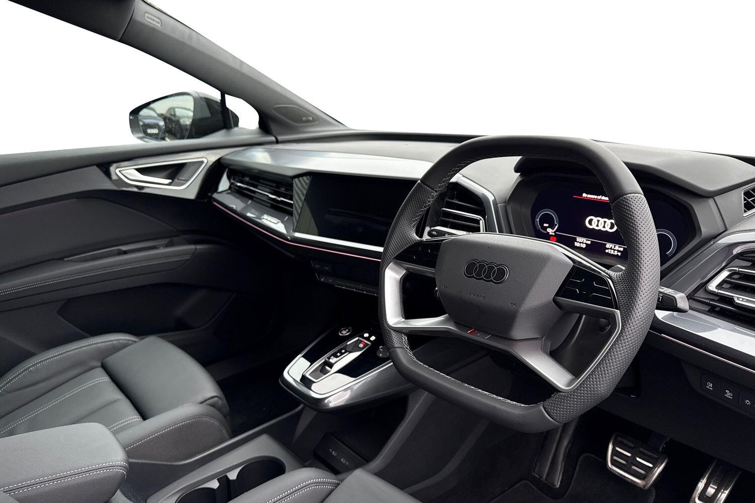 Used Audi Q4 e-tron 2025 for sale - 77095850: Photo 6