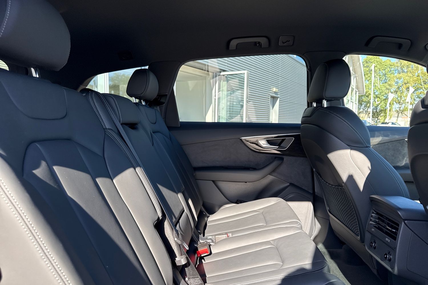 Used Audi Q7 2025 for sale - 76909378: Photo 40