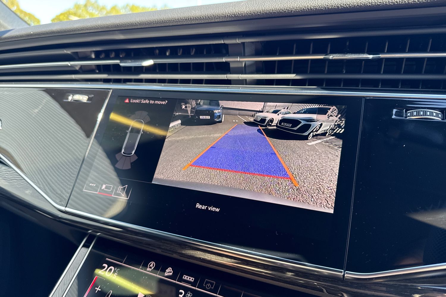 Used Audi Q7 2025 for sale - 76909378: Photo 58