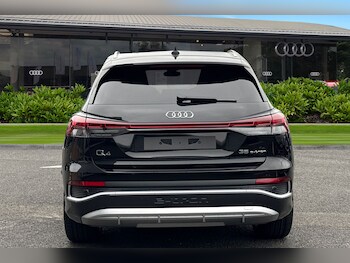 Used Audi Q4 e-tron 2025 for sale - 76232577: Photo