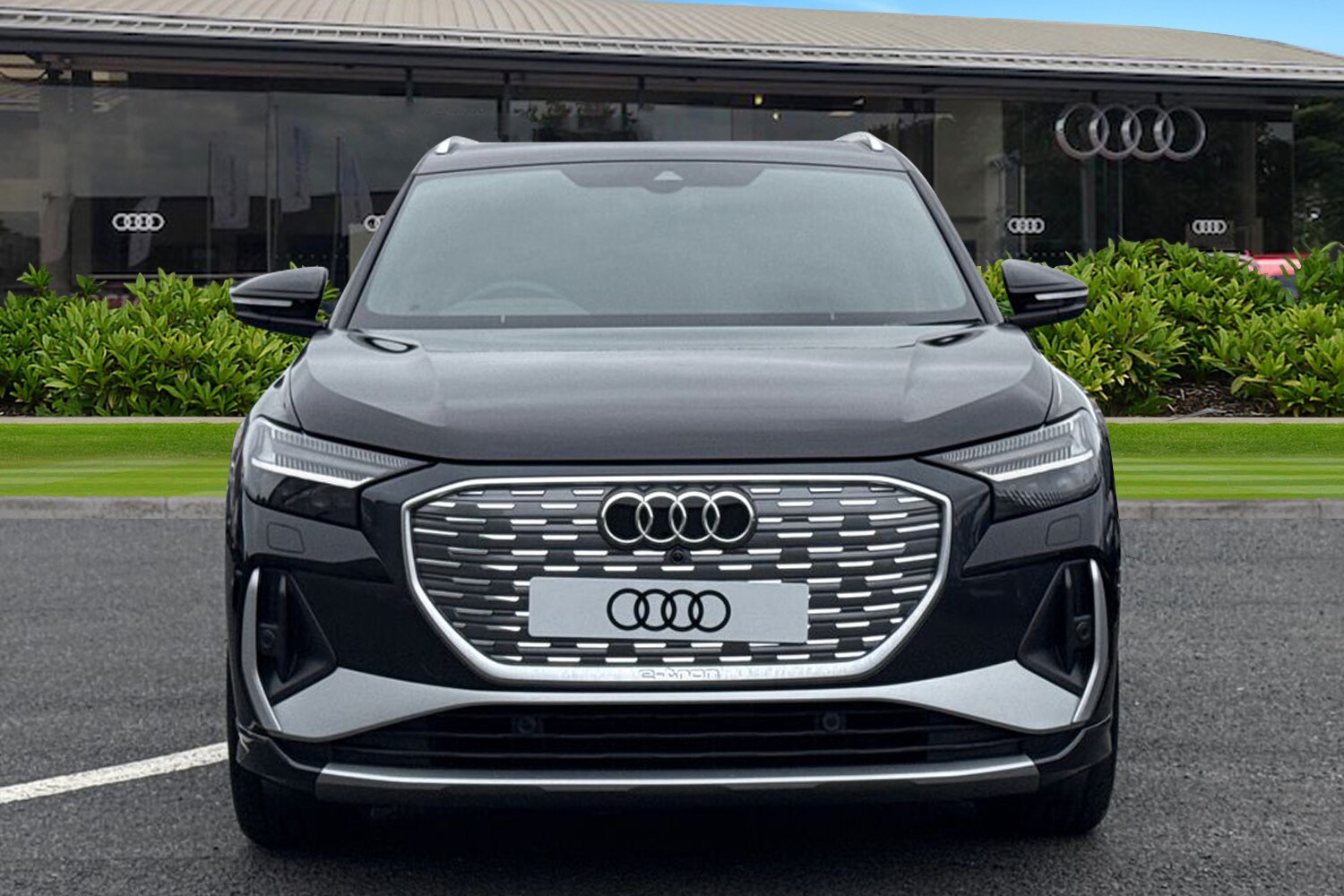 Used Audi Q4 e-tron 2025 for sale - 76232577: Photo 5