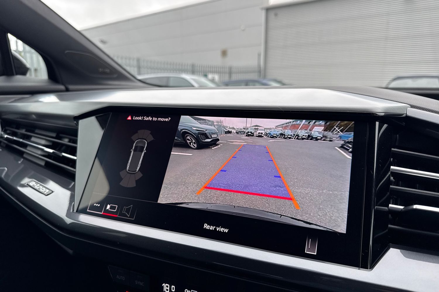 Used Audi Q4 e-tron 2025 for sale - 76232577: Photo 55