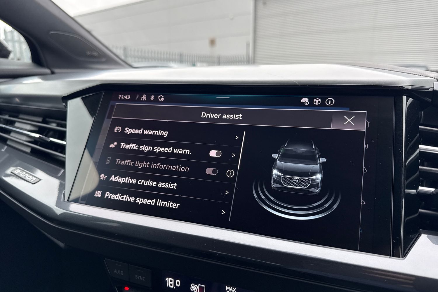 Used Audi Q4 e-tron 2025 for sale - 76232577: Photo 57