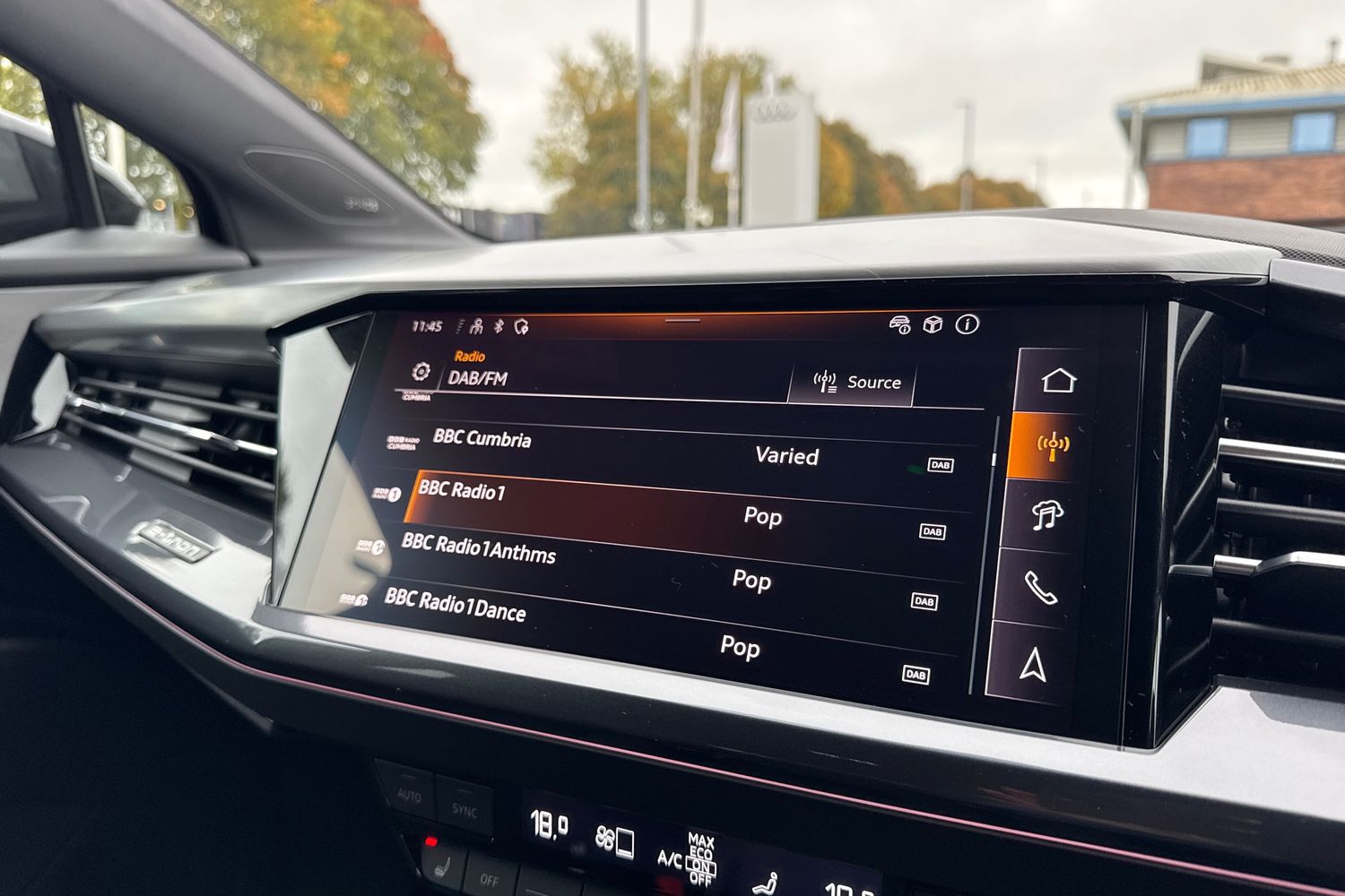 Used Audi Q4 e-tron 2025 for sale - 76232577: Photo 59