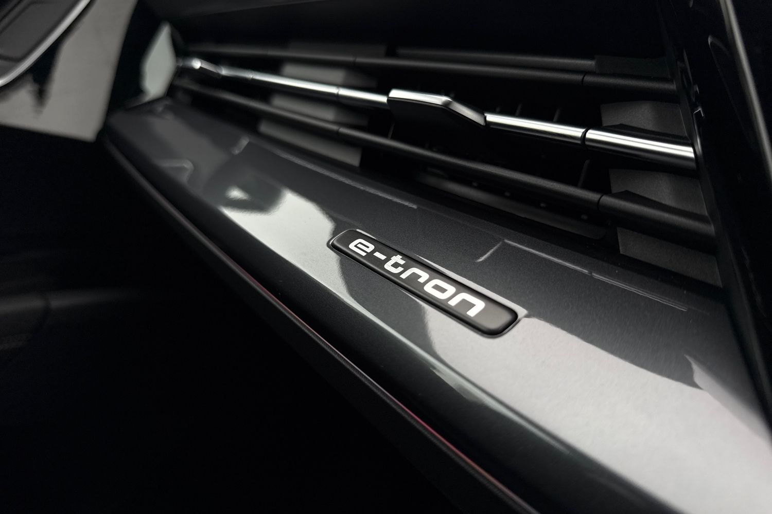 Used Audi Q4 e-tron 2025 for sale - 76232577: Photo 60