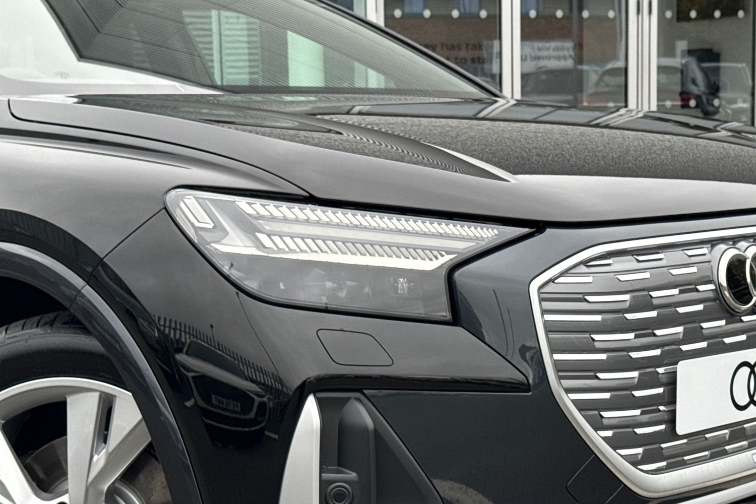 Used Audi Q4 e-tron 2025 for sale - 76232577: Photo 8