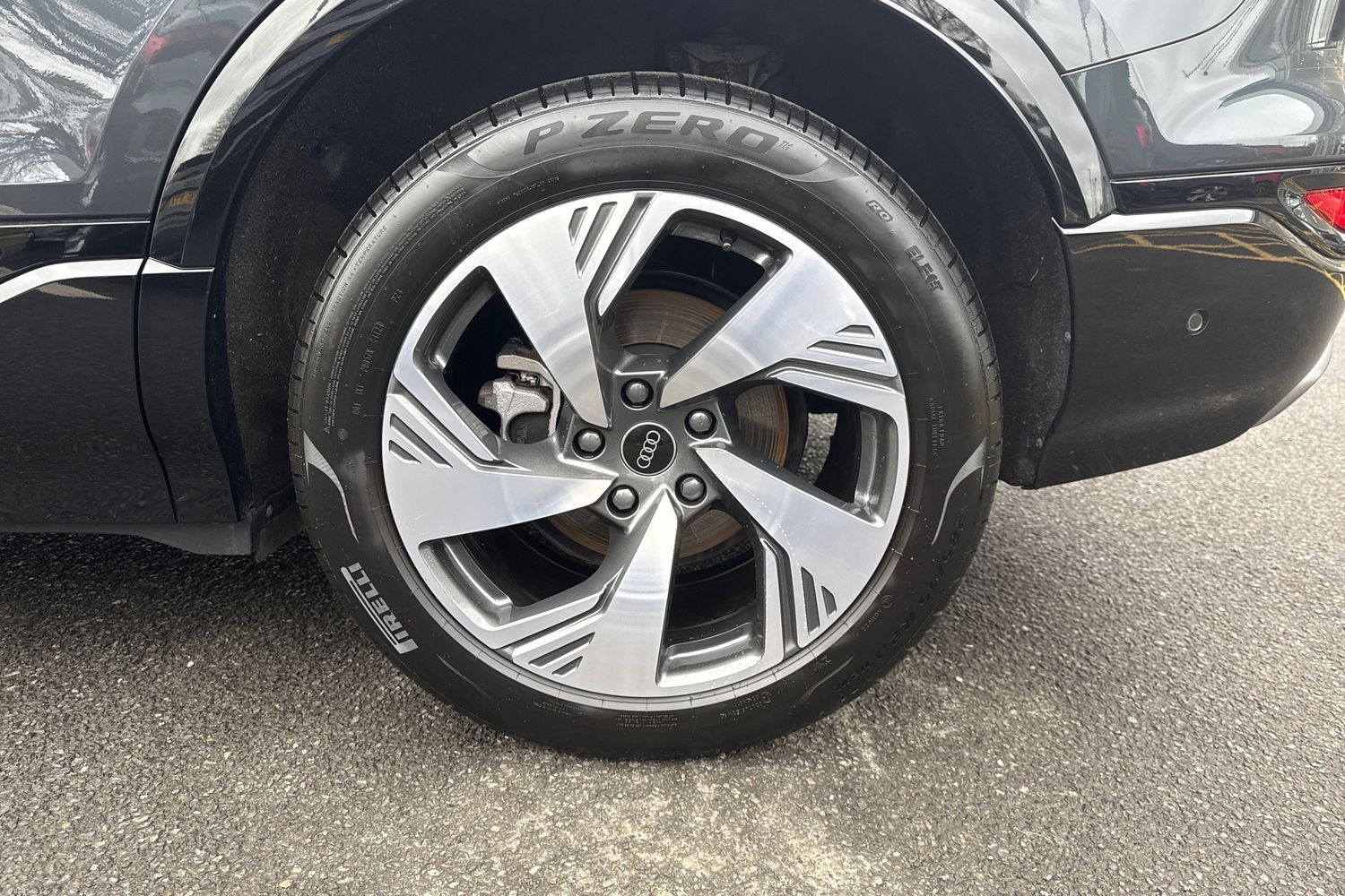 Used Audi Q6 e-tron 2024 for sale - 77287215: Photo 12