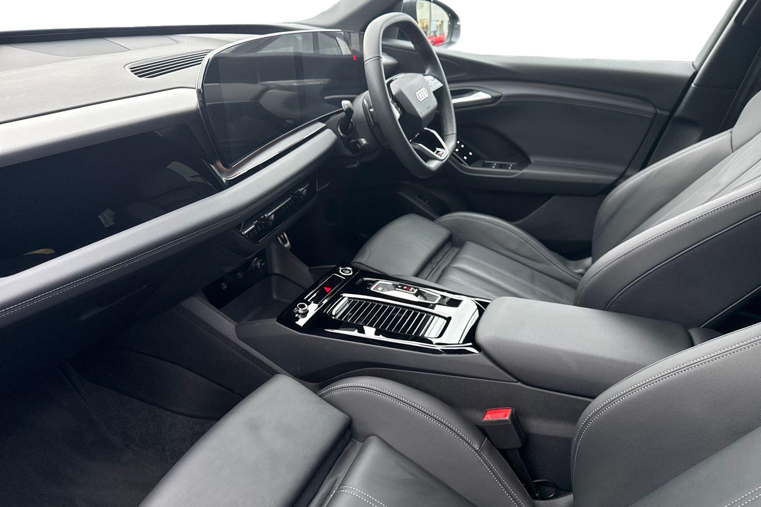 Used Audi Q6 e-tron 2024 for sale - 77287215: Photo 15