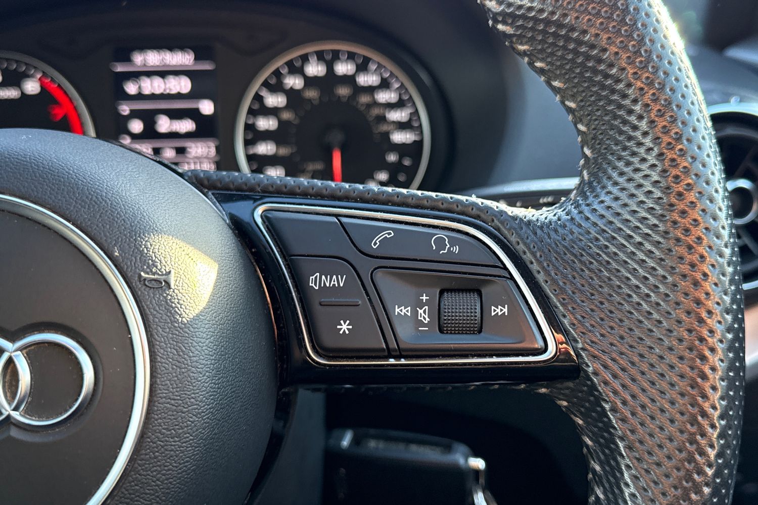 Used Audi Q2 2019 for sale - 77368669: Photo 51