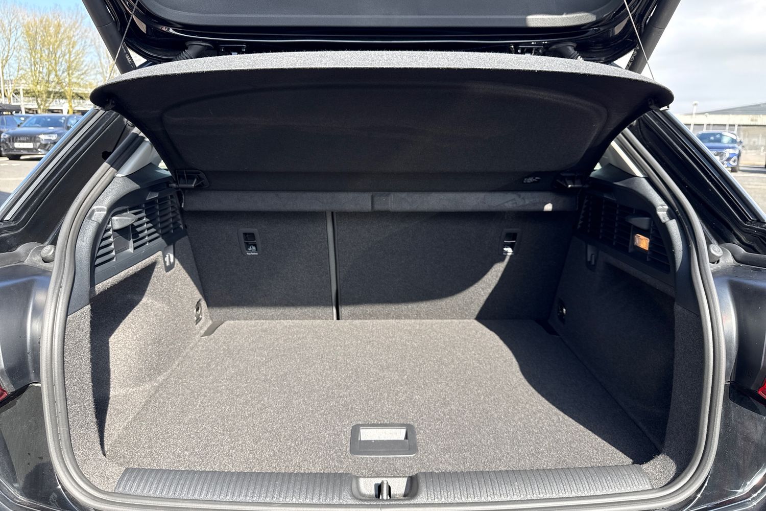 Used Audi Q2 2023 for sale - 78168462: Photo 7