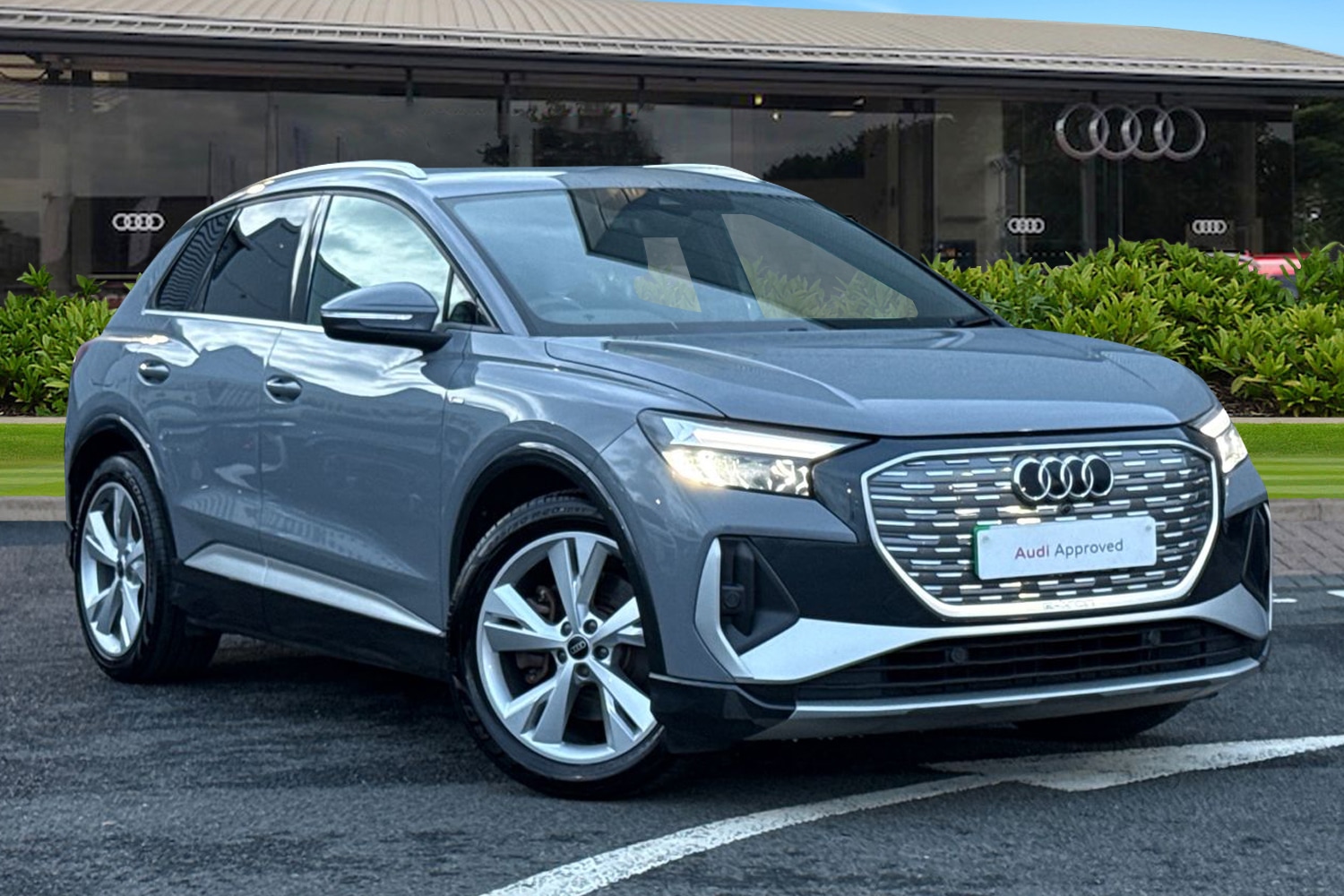 Used Audi Q4 e-tron 2023 for sale - 77368393: Photo 1