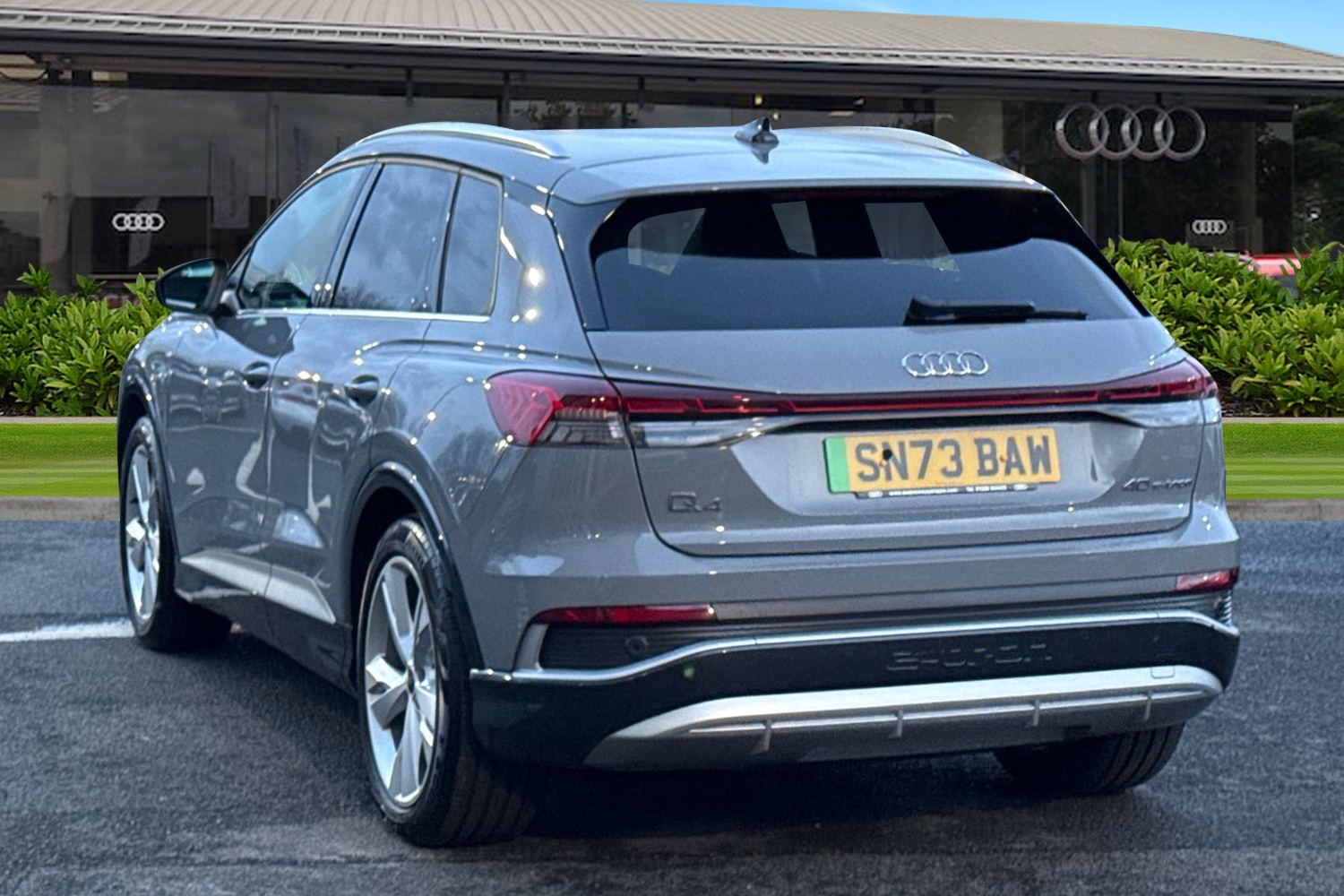 Used Audi Q4 e-tron 2023 for sale - 77368393: Photo 2