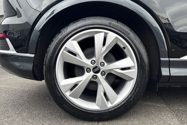 Used Audi Q4 e-tron 2025 for sale - 75819380: Photo 12