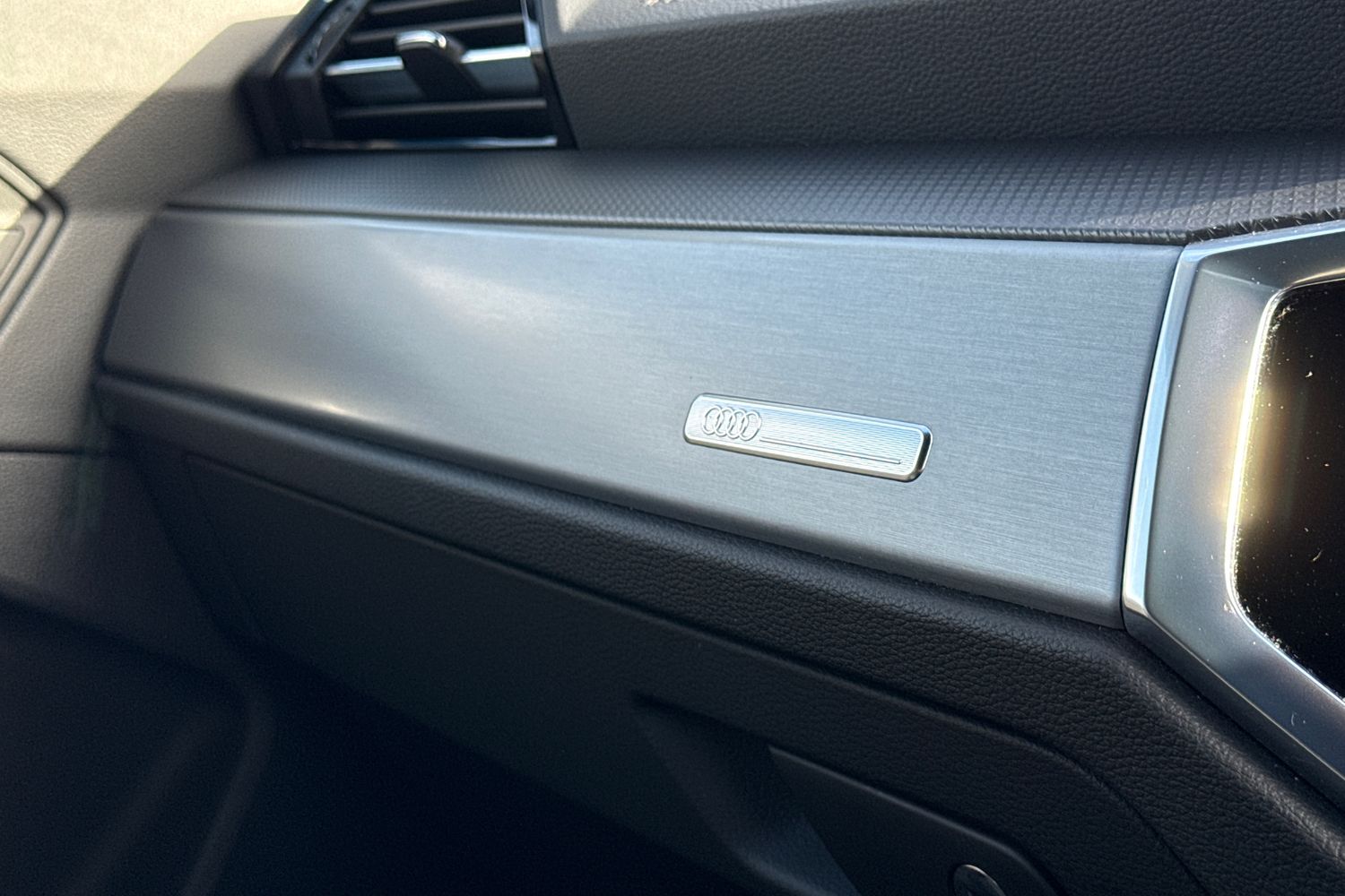 Used Audi Q3 2022 for sale - 77700636: Photo 41