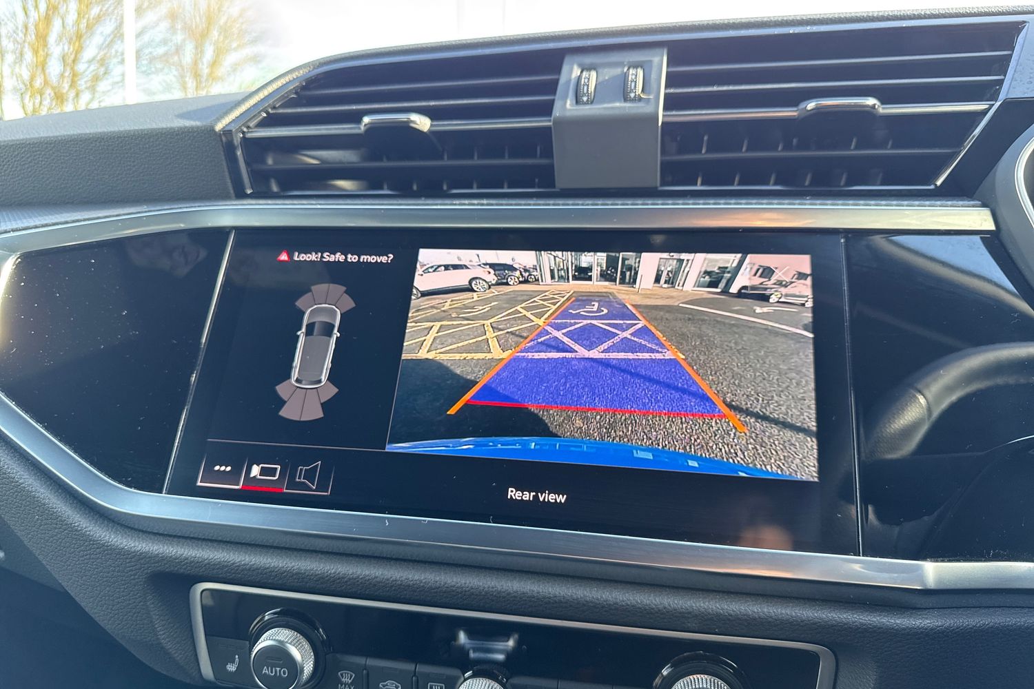 Used Audi Q3 2022 for sale - 77700636: Photo 58