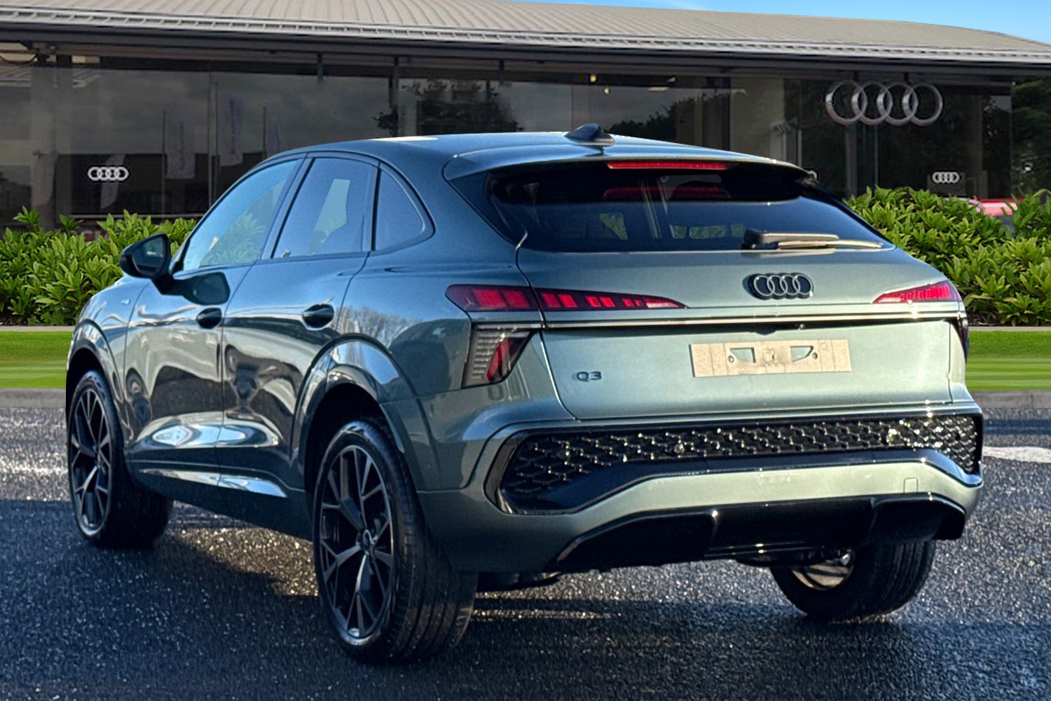 Used Audi Q3 2026 for sale - 77355337: Photo 2