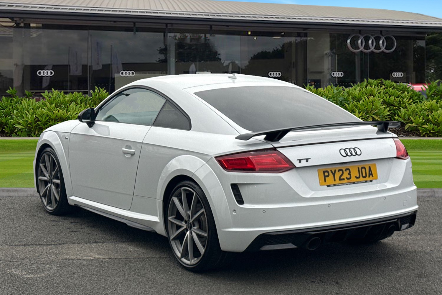 Used Audi TT 2023 for sale - 77429478: Photo 2