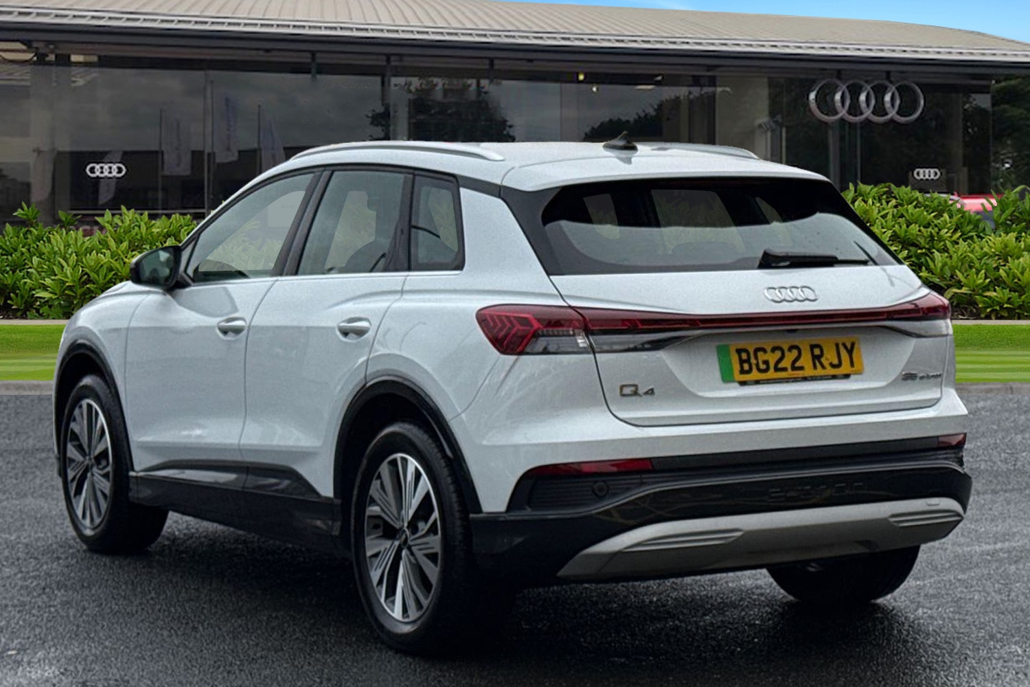 Used Audi Q4 e-tron 2022 for sale - 77368651: Photo 2