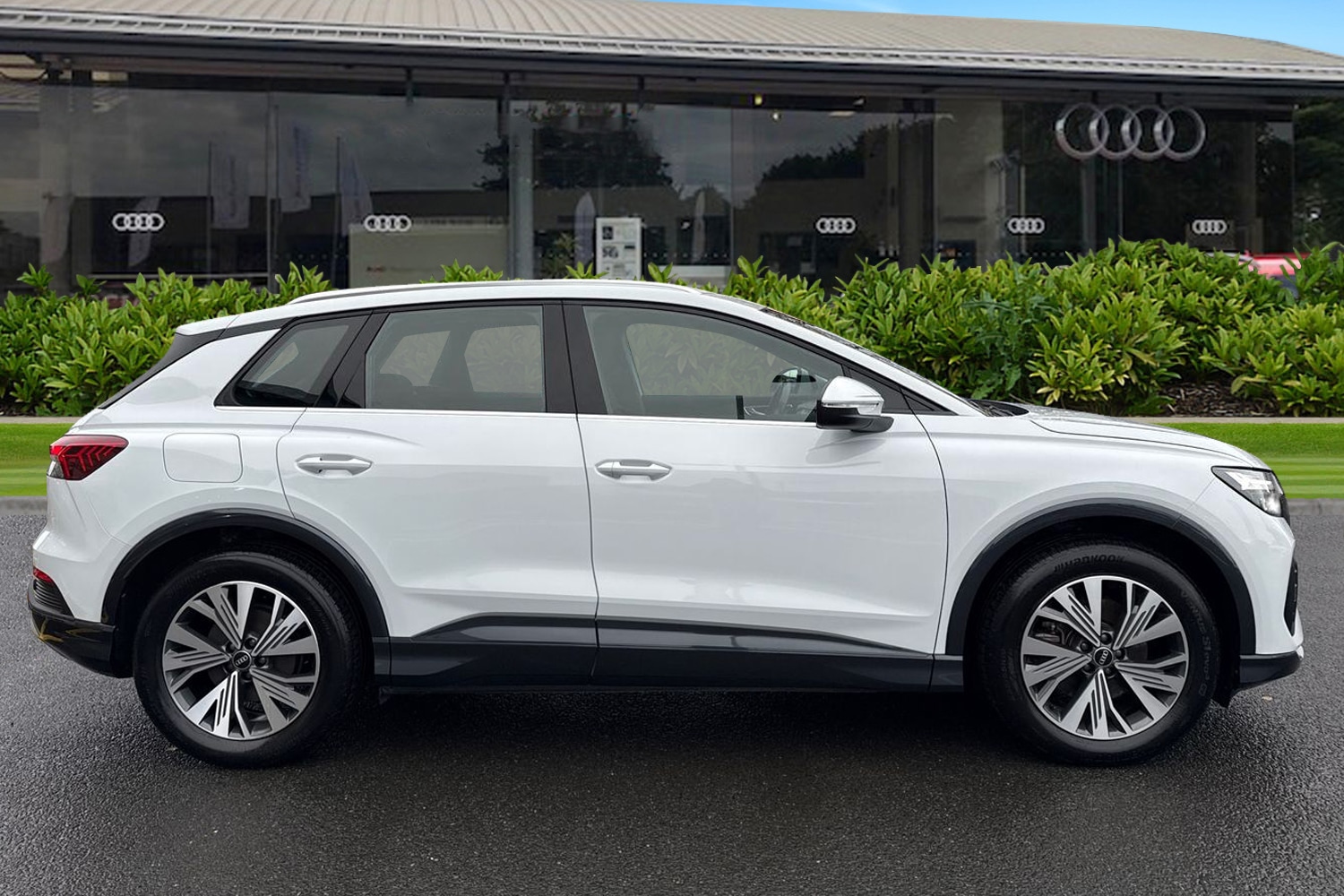 Used Audi Q4 e-tron 2022 for sale - 77368651: Photo 3