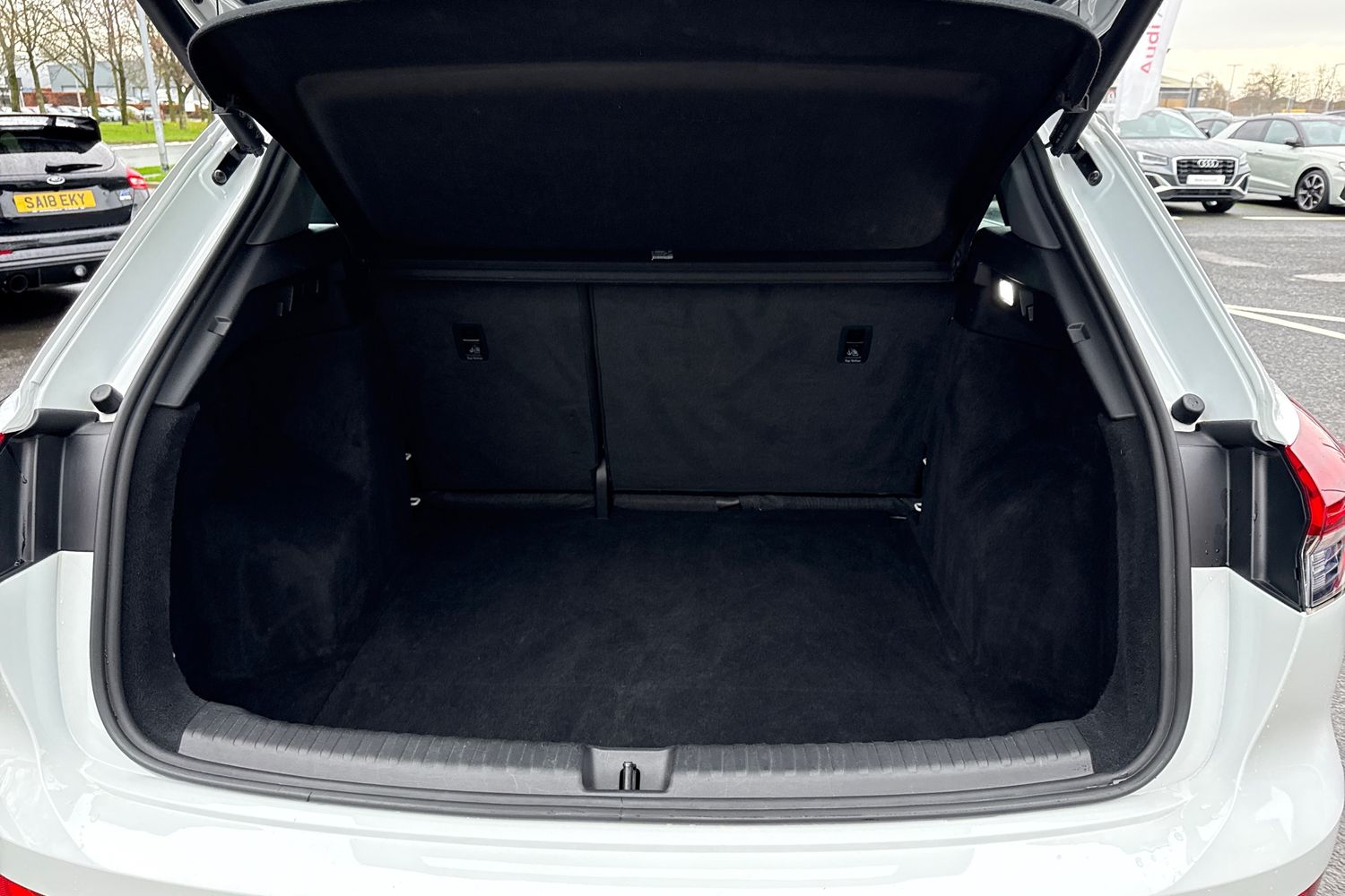 Used Audi Q4 e-tron 2022 for sale - 77368651: Photo 7