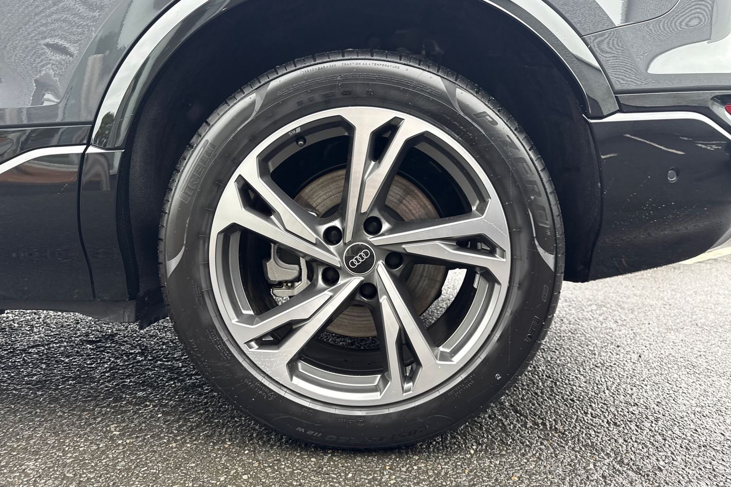 Used Audi Q6 e-tron 2025 for sale - 76649176: Photo 10