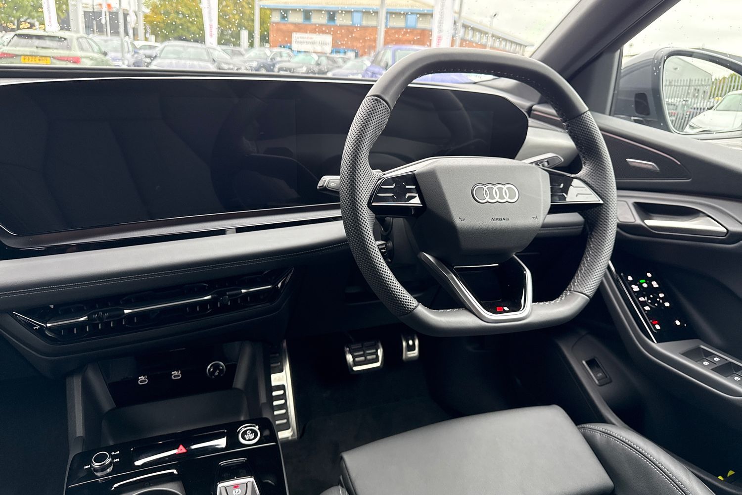 Used Audi Q6 e-tron 2025 for sale - 76649176: Photo 17