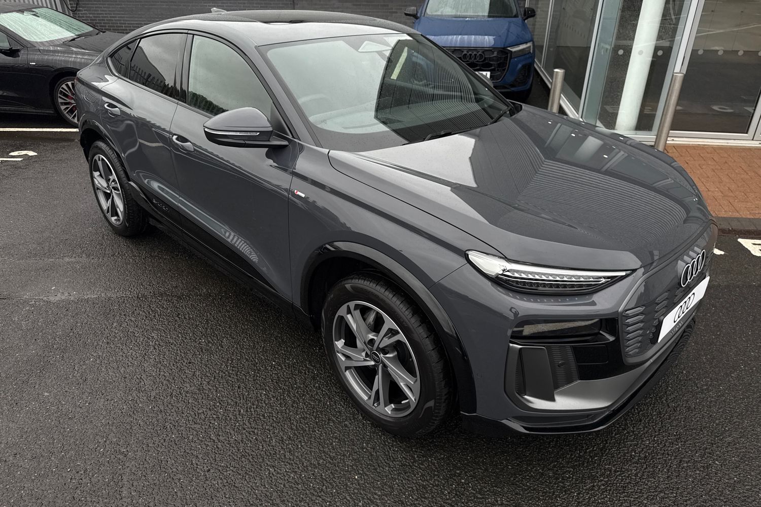 Used Audi Q6 e-tron 2025 for sale - 76649176: Photo 37