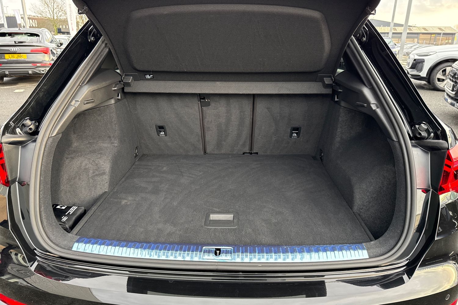 Used Audi Q3 2022 for sale - 77368375: Photo 6