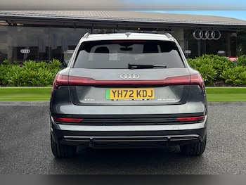 Used Audi e-tron 2022 for sale - 77000480: Photo