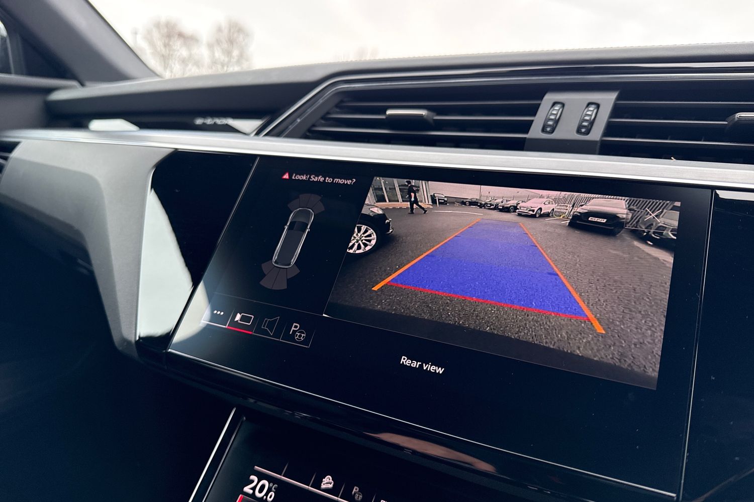 Used Audi e-tron 2022 for sale - 77000480: Photo 56