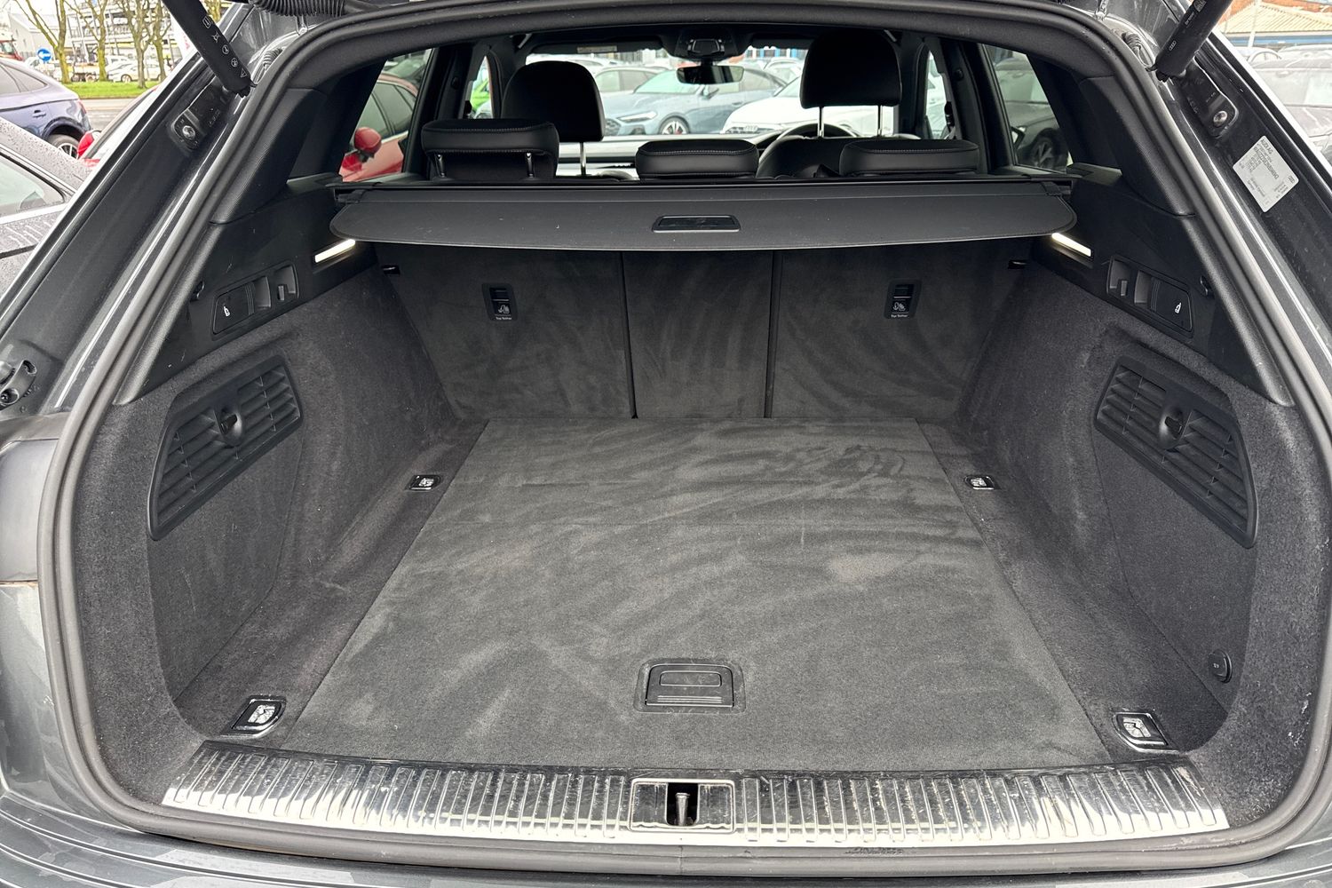 Used Audi e-tron 2022 for sale - 77000480: Photo 7