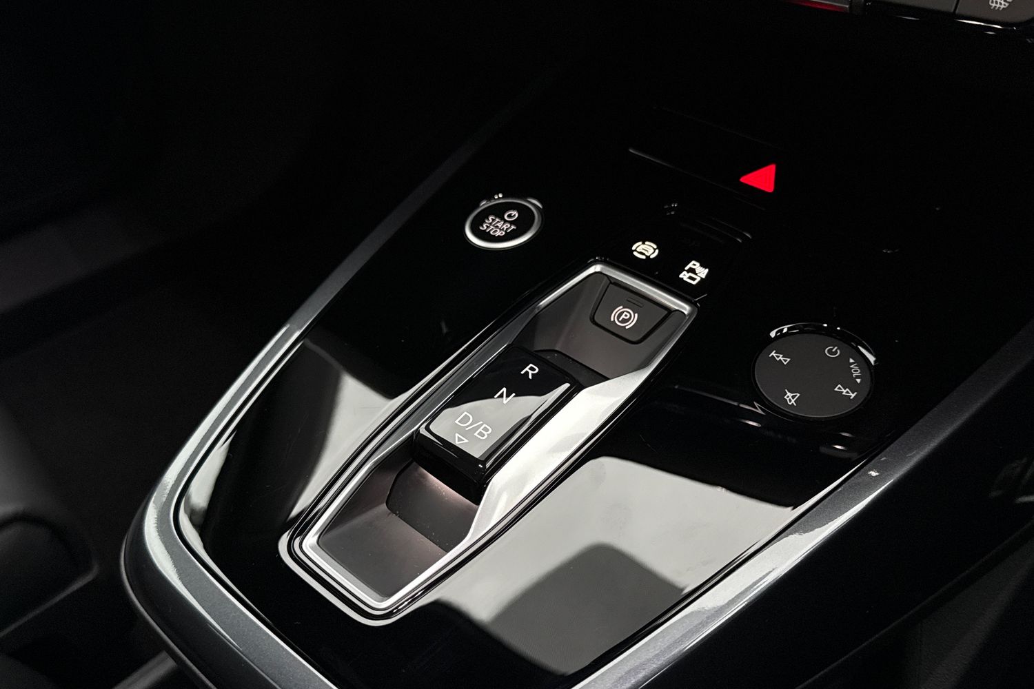 Used Audi Q4 e-tron 2026 for sale - 77355420: Photo 22