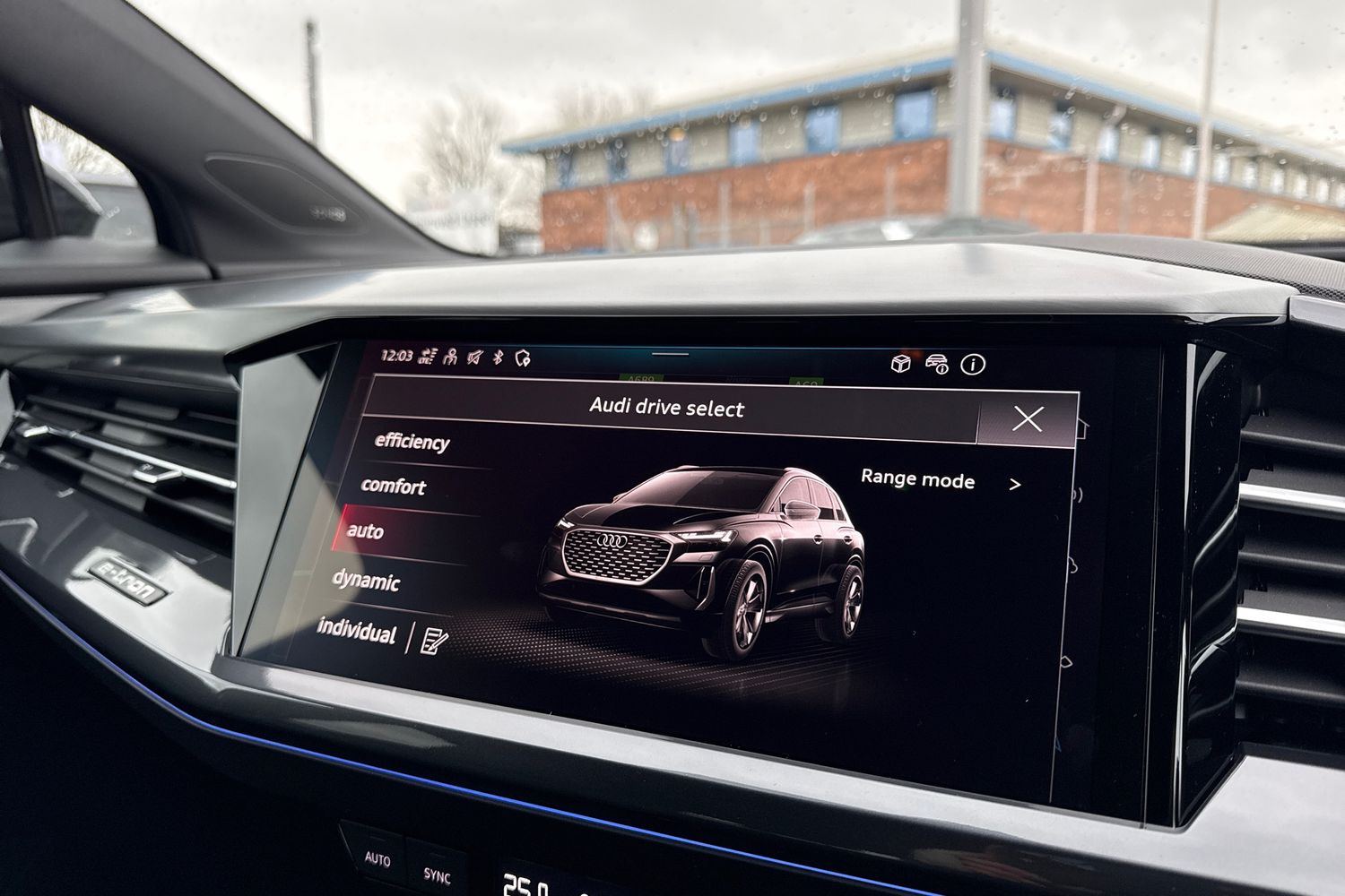 Used Audi Q4 e-tron 2026 for sale - 77355420: Photo 57