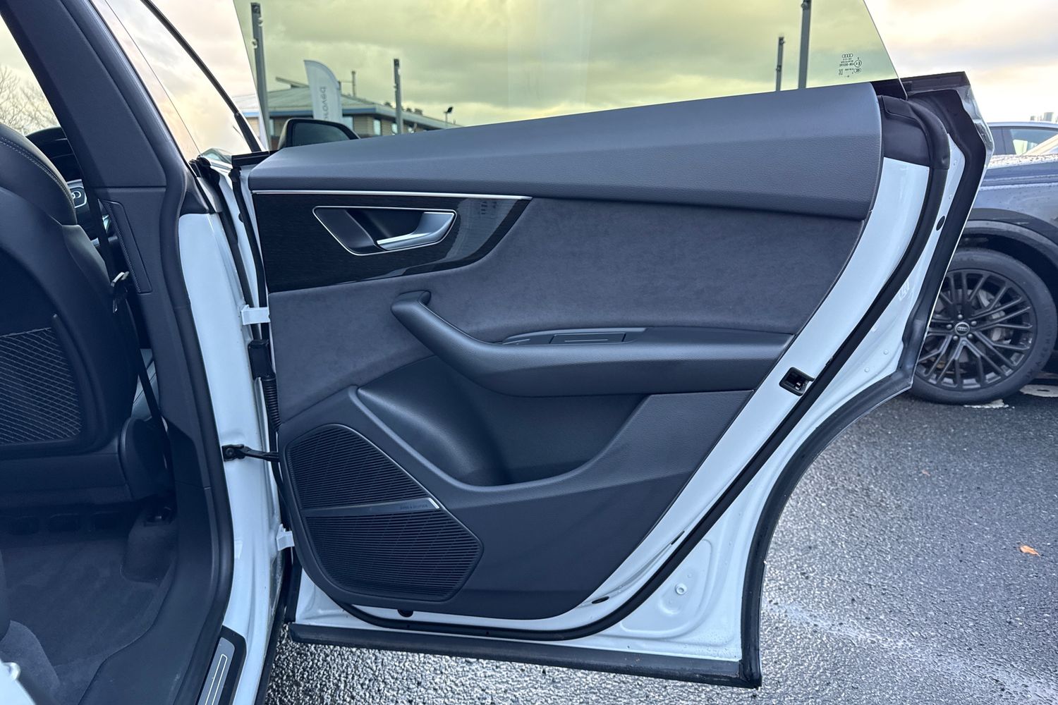 Used Audi Q8 2025 for sale - 77368376: Photo 42
