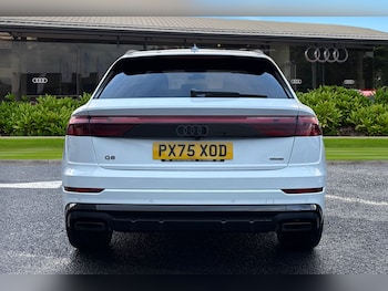 Used Audi Q8 2025 for sale - 77368376: Photo