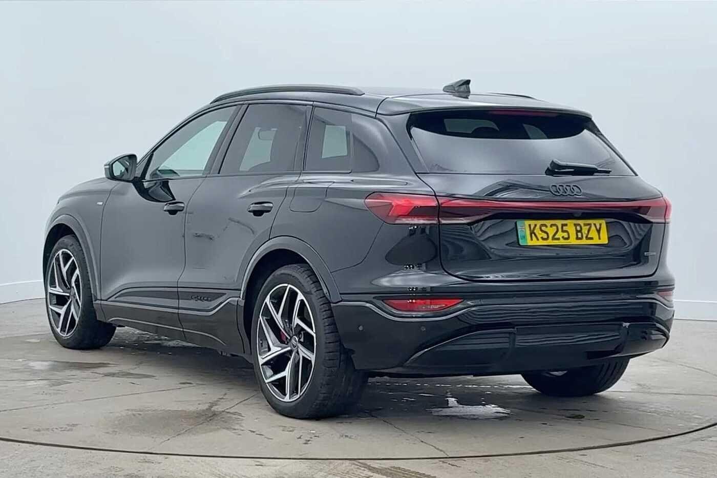 Used Audi Q6 e-tron 2025 for sale - 77368684: Photo 2