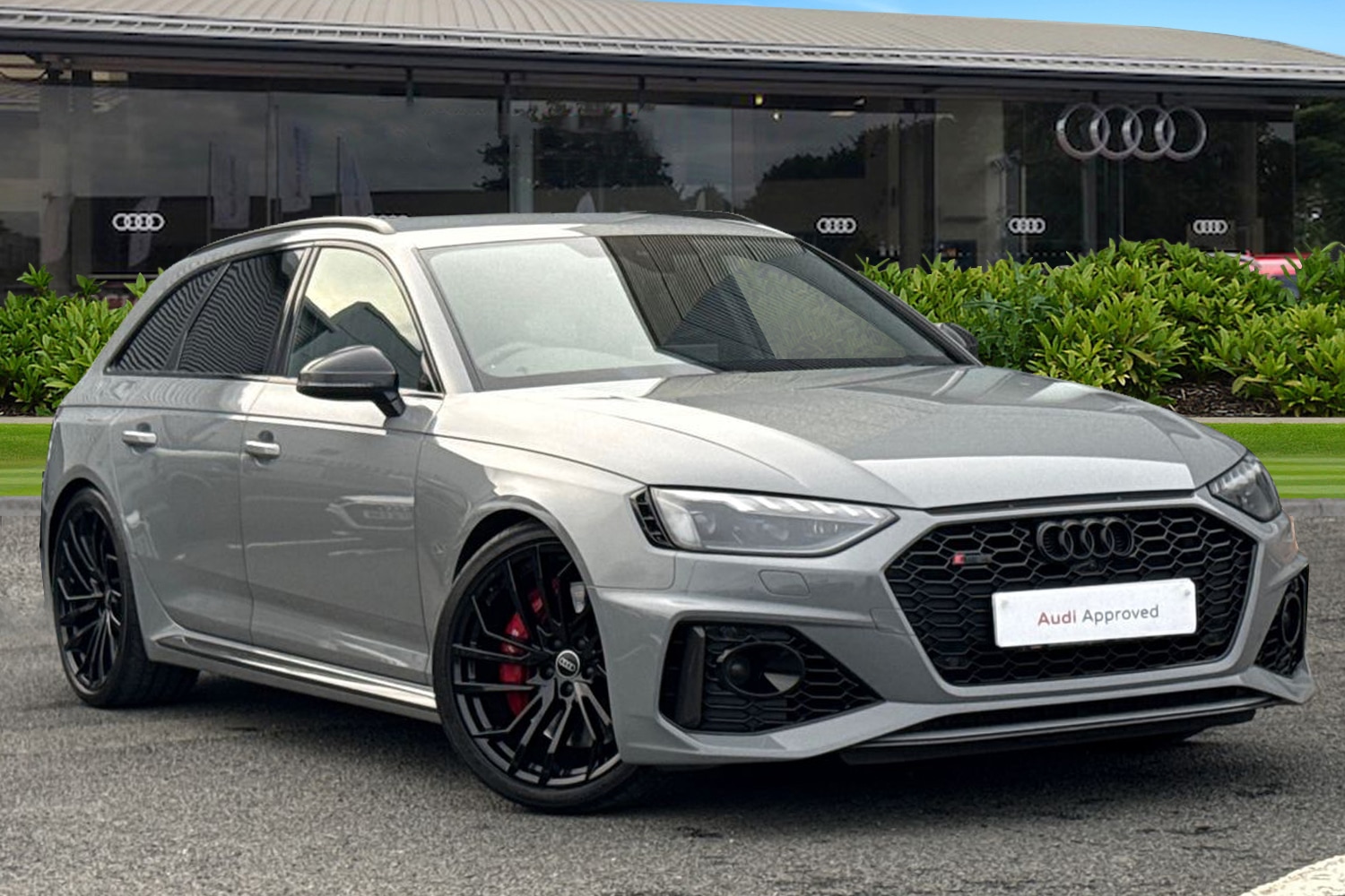 Used Audi RS4 Avant 2023 for sale - 76503019: Photo 1