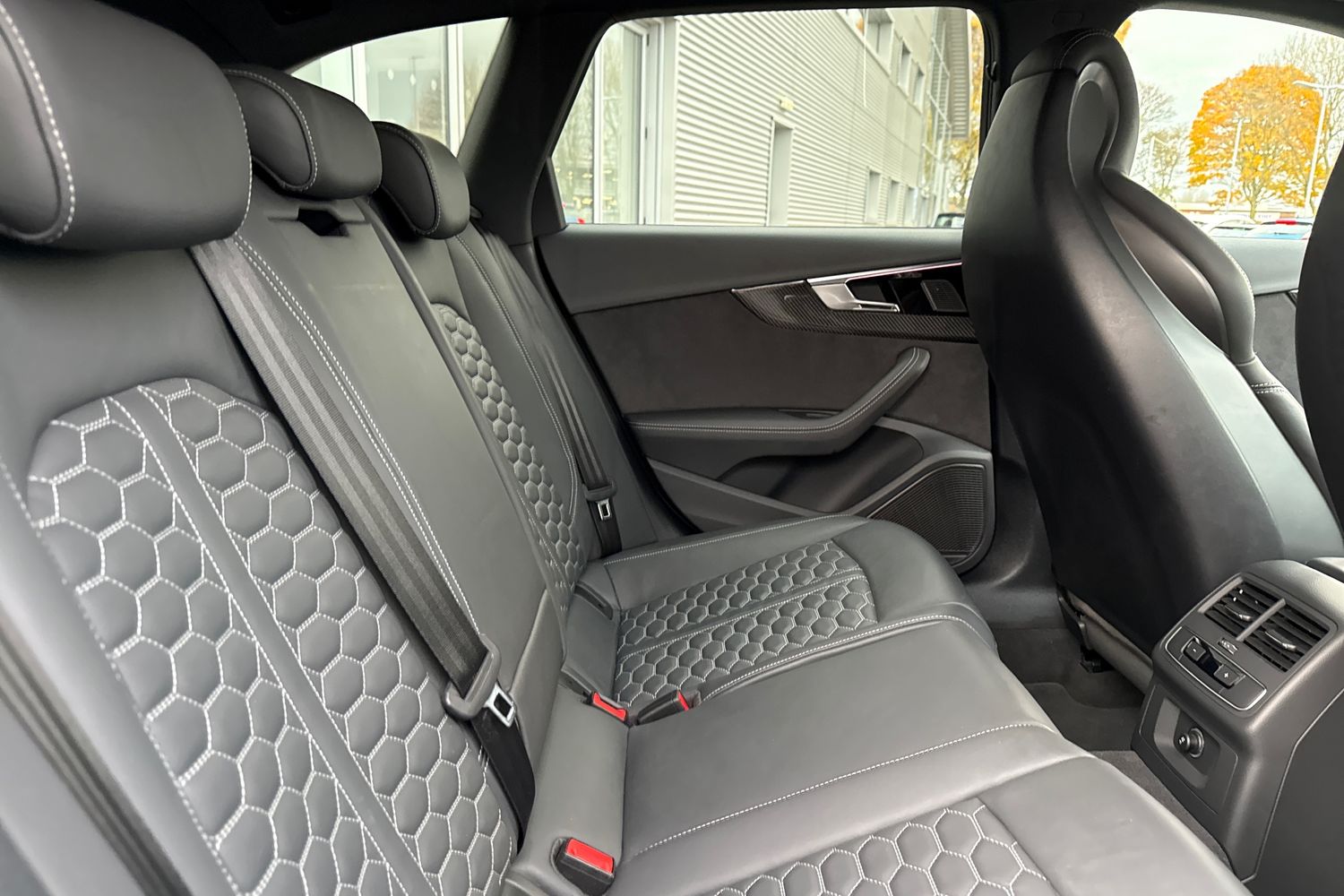 Used Audi RS4 Avant 2023 for sale - 76503019: Photo 37