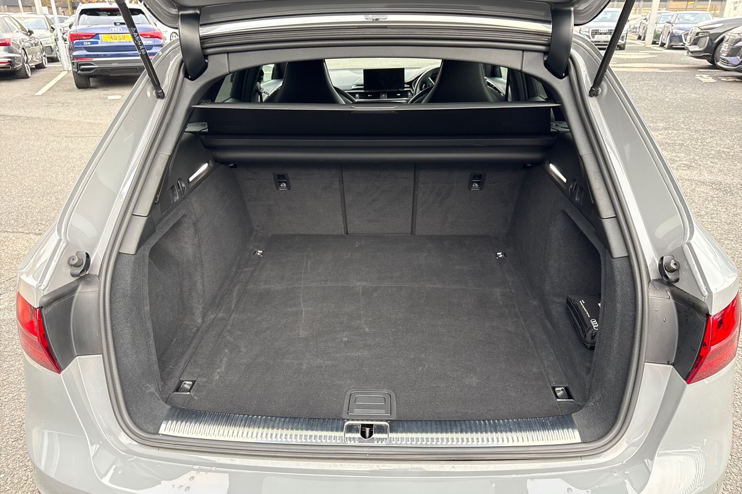 Used Audi RS4 Avant 2023 for sale - 76503019: Photo 6