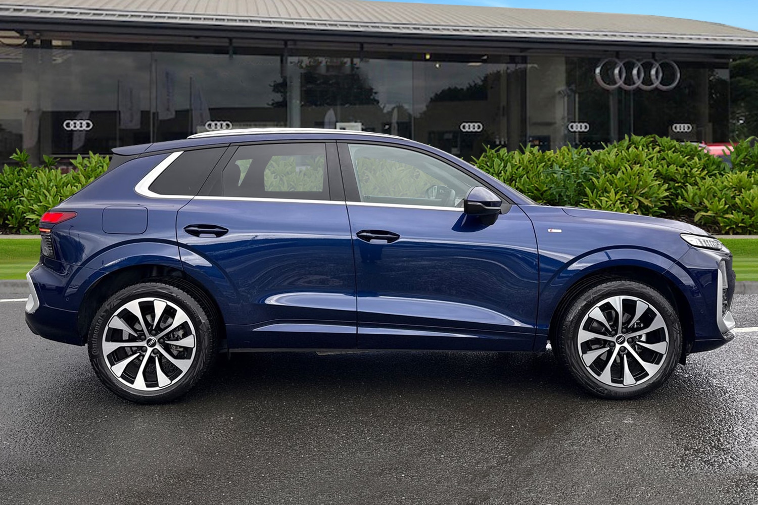 Used Audi Q3 2025 for sale - 76909451: Photo 3