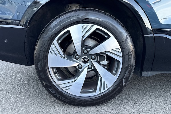 Used Audi Q6 e-tron 2025 for sale - 74538225: Photo 11