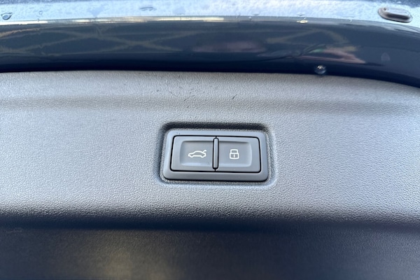 Used Audi Q6 e-tron 2025 for sale - 74538225: Photo 35